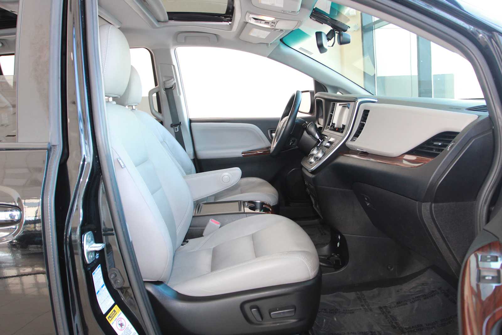 used 2017 Toyota Sienna car, priced at $17,497