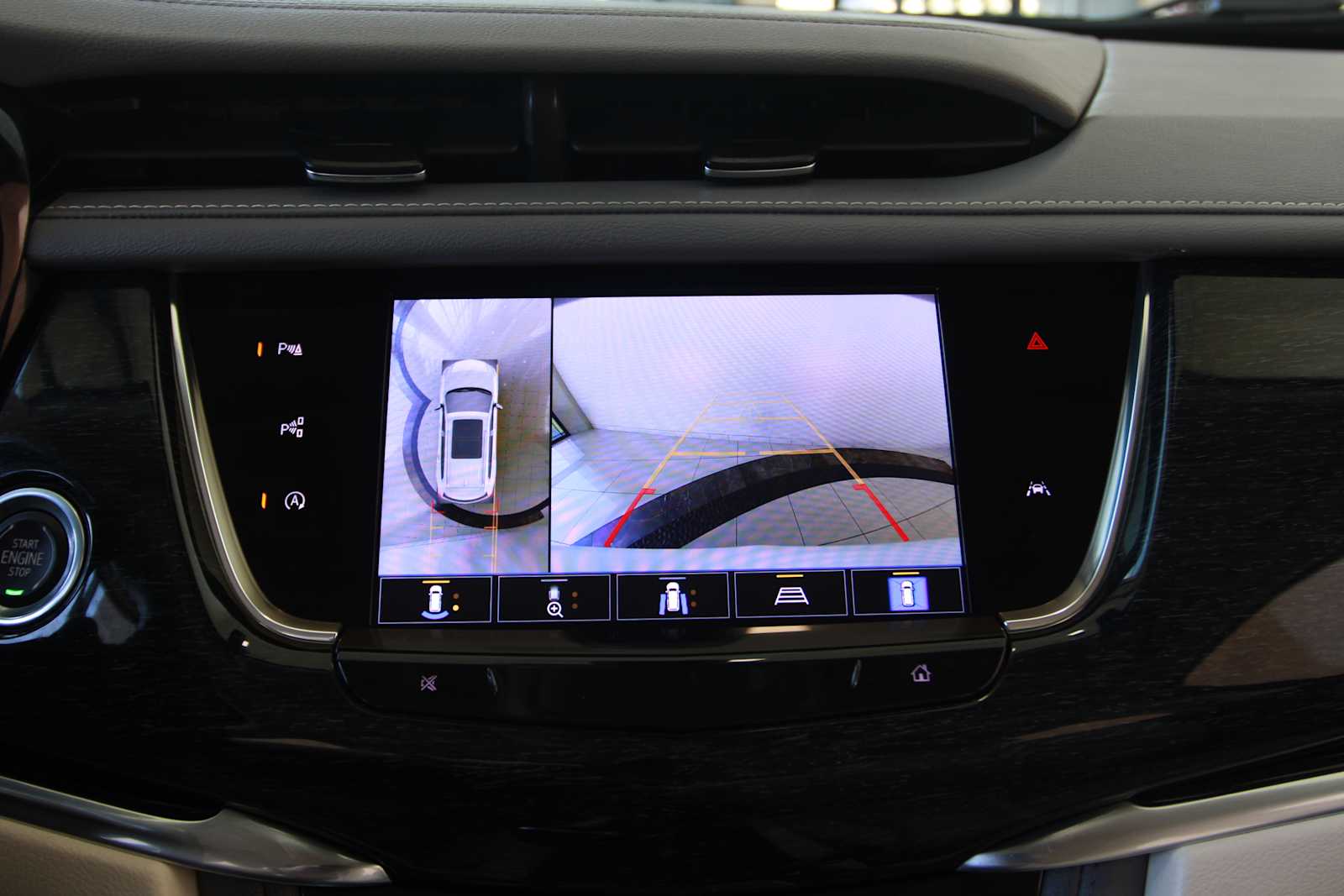 used 2022 Cadillac XT6 car, priced at $31,797