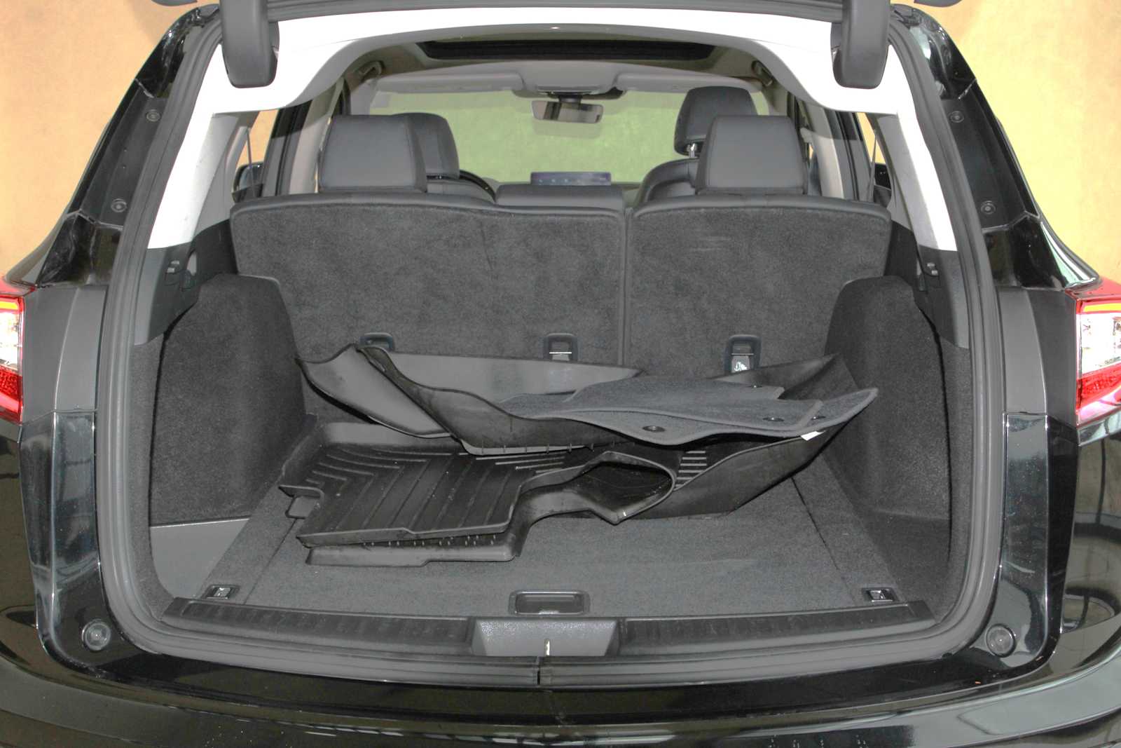 used 2020 Acura RDX car, priced at $25,497