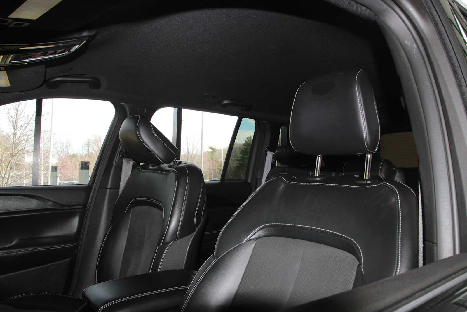 used 2023 Jeep Grand Cherokee car, priced at $30,497