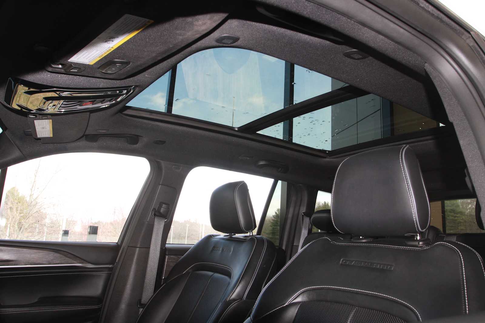 used 2023 Jeep Grand Cherokee car, priced at $36,897