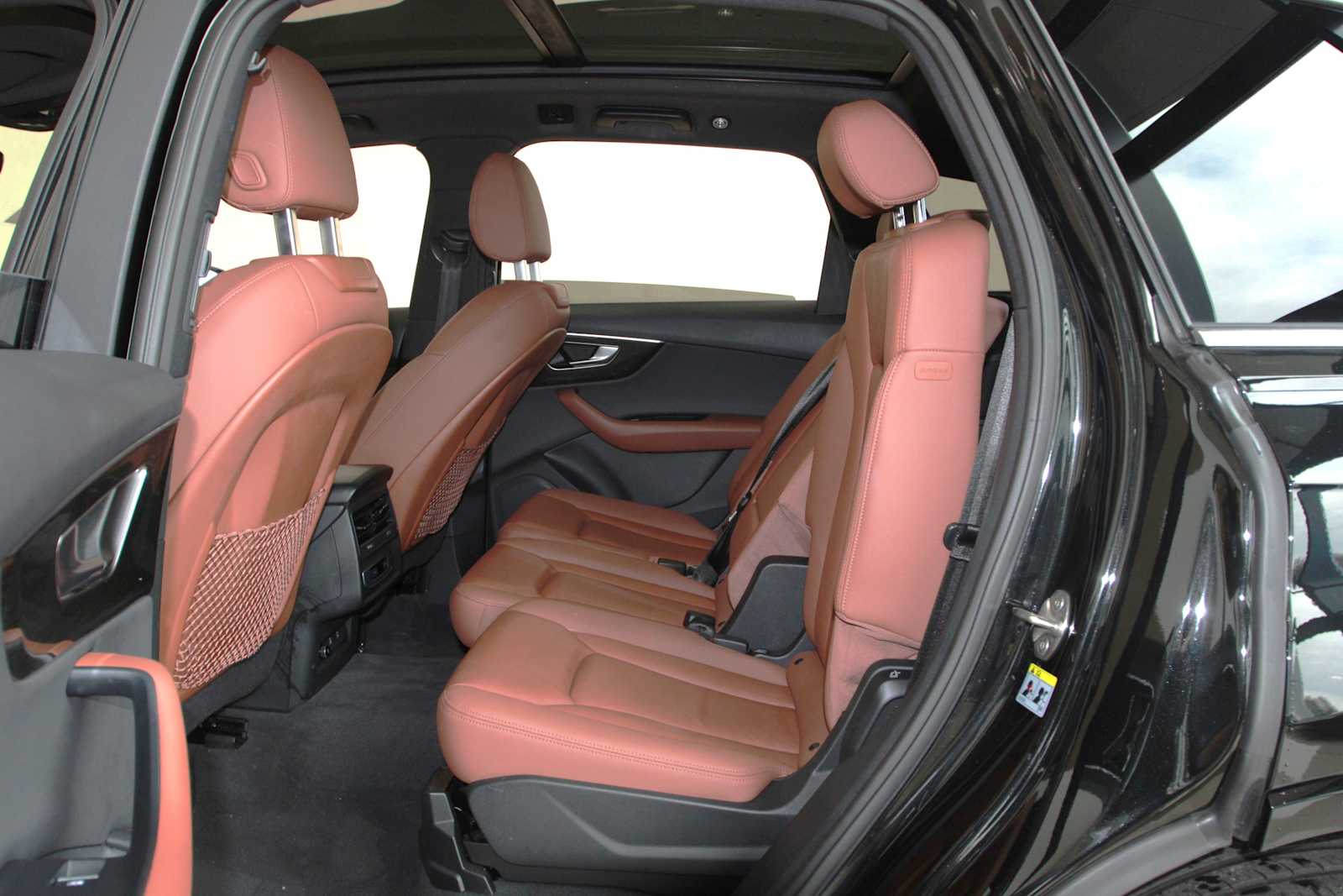 used 2023 Audi Q7 car, priced at $38,497