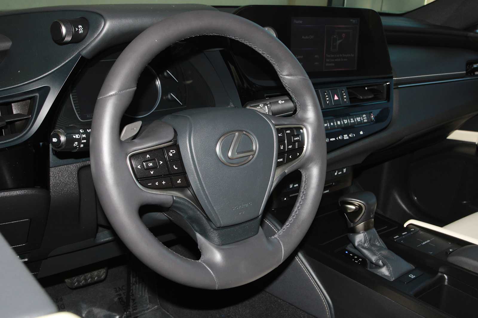 used 2022 Lexus ES 250 car, priced at $35,497