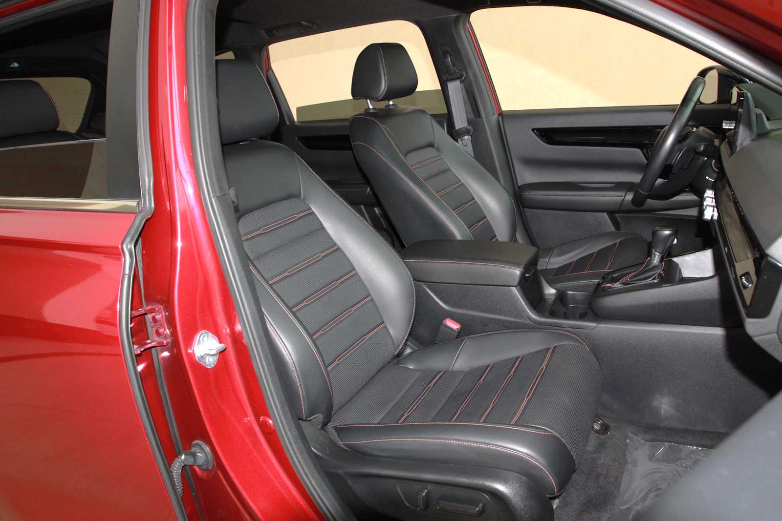 used 2023 Honda CR-V Hybrid car, priced at $33,497