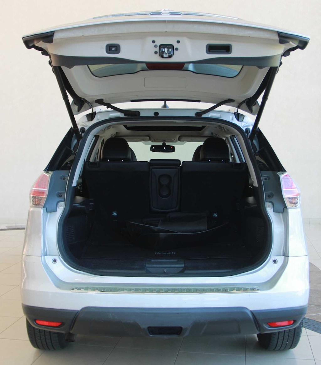 Used 2016 Nissan Rogue SL SUV