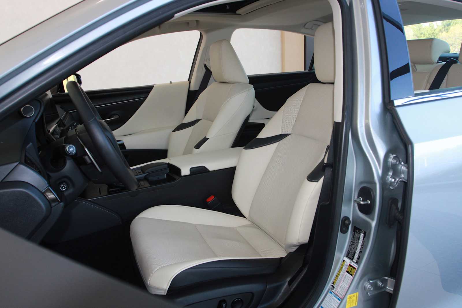 used 2022 Lexus ES 250 car, priced at $35,497