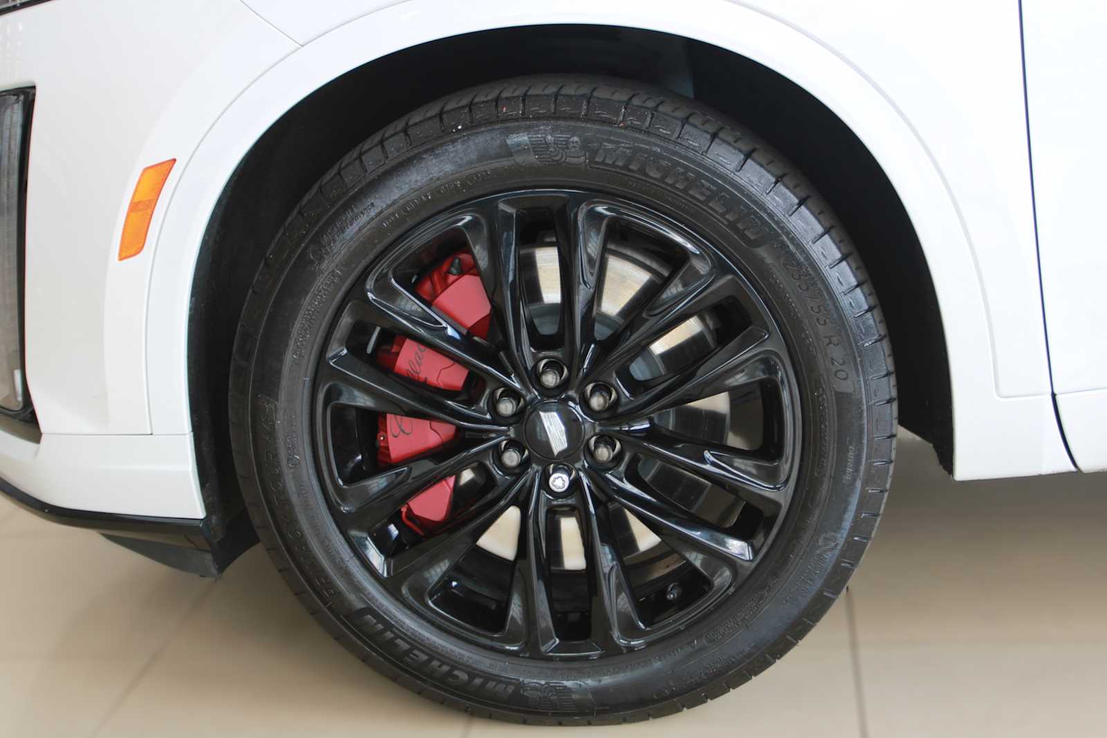 used 2023 Cadillac XT6 car, priced at $40,497
