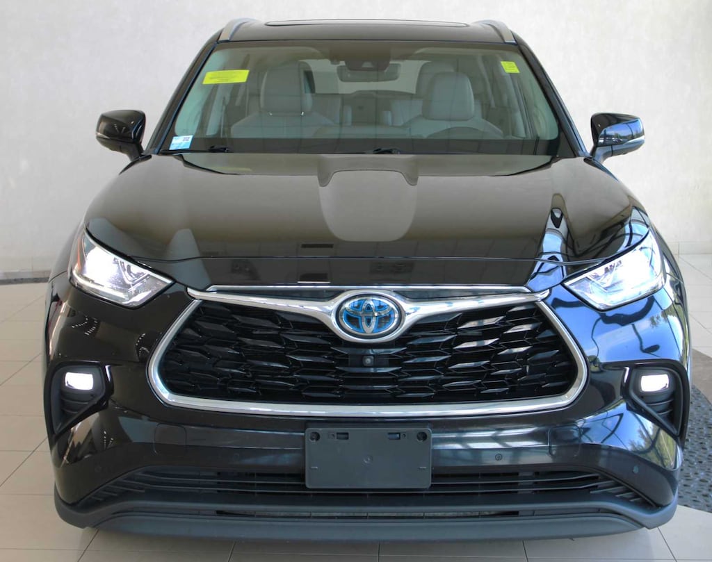 Used 2021 Toyota Highlander Hybrid Limited SUV