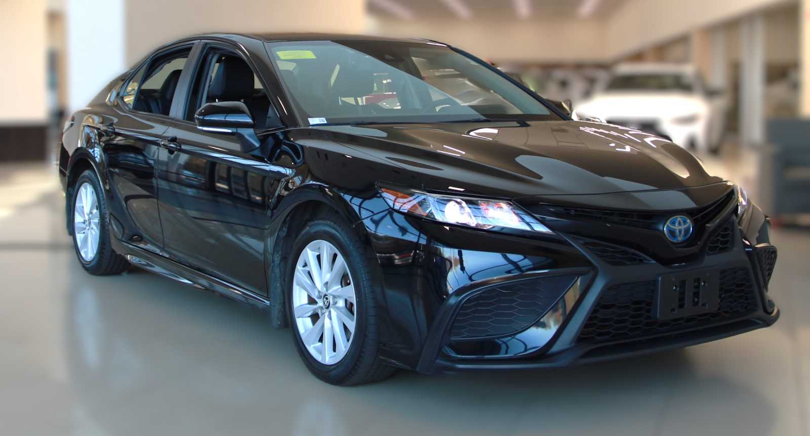 2023 Toyota Camry Hybrid Sedan 