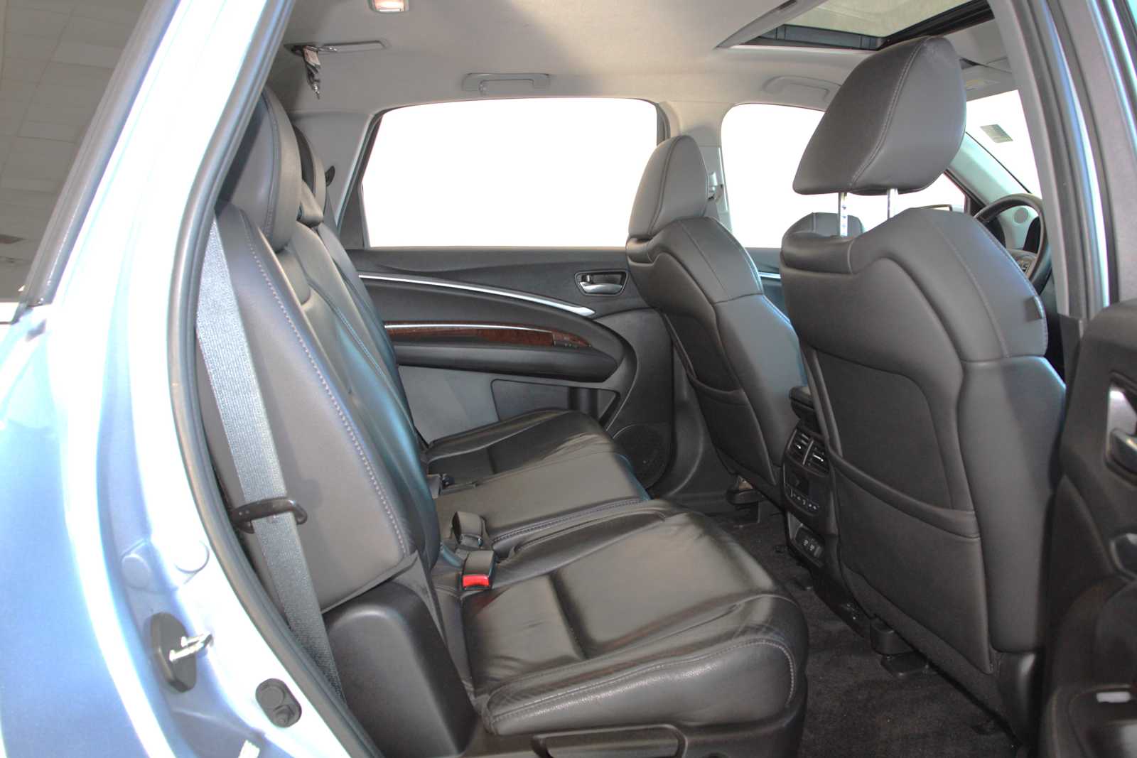 used 2017 Acura MDX car, priced at $19,497