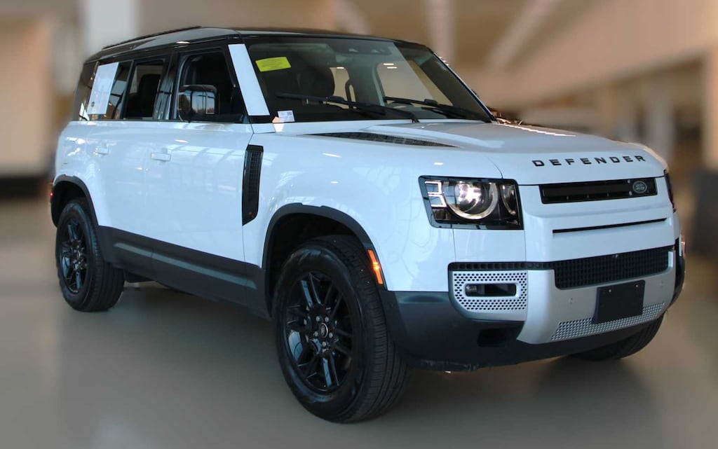 Used 2023 Land Rover Defender SE SUV