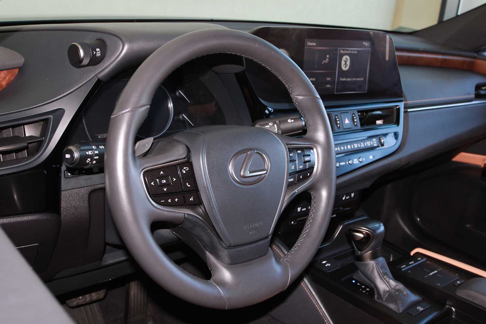 used 2022 Lexus ES 350 car, priced at $38,497