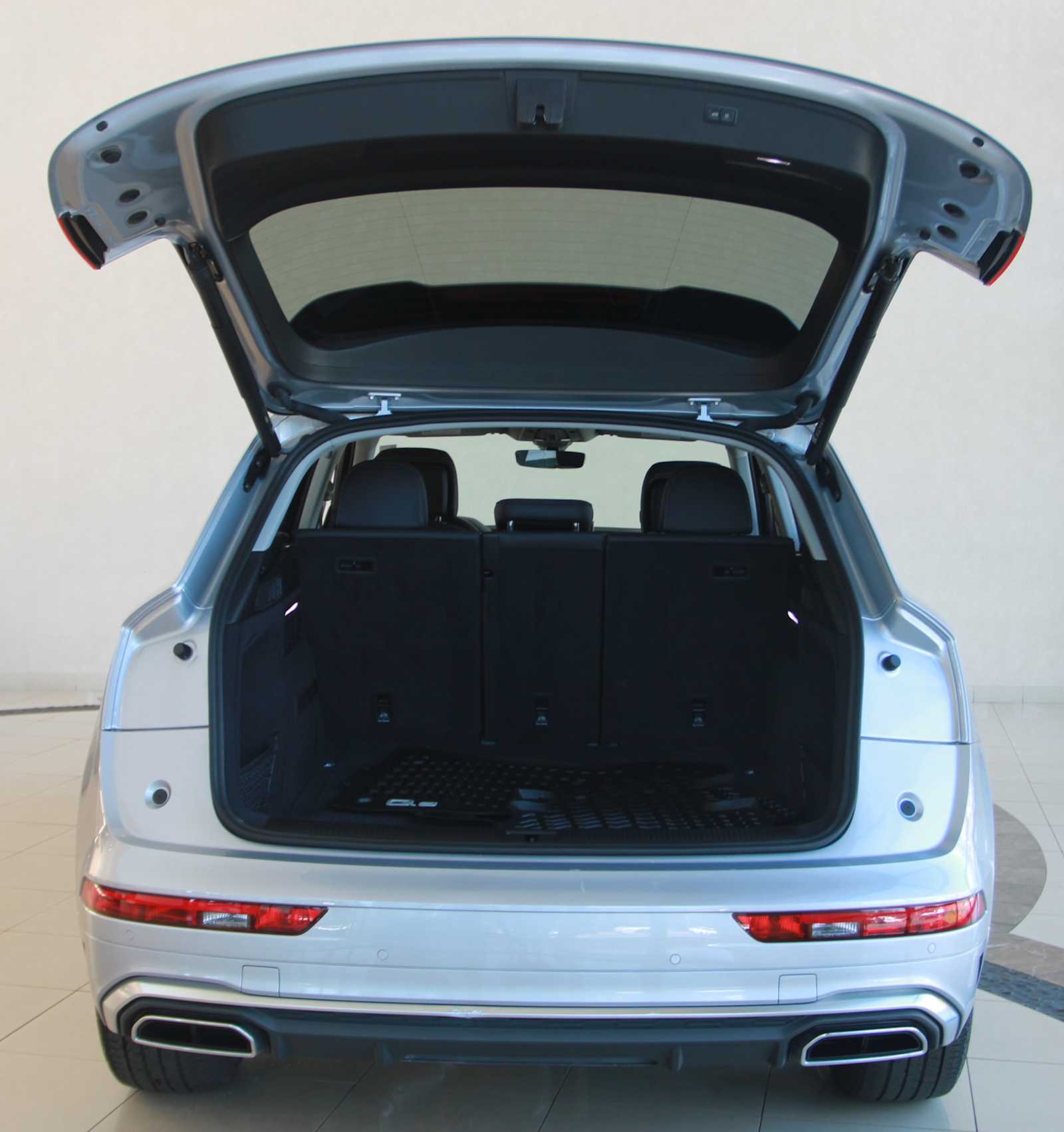used 2023 Audi Q5 car, priced at $31,497