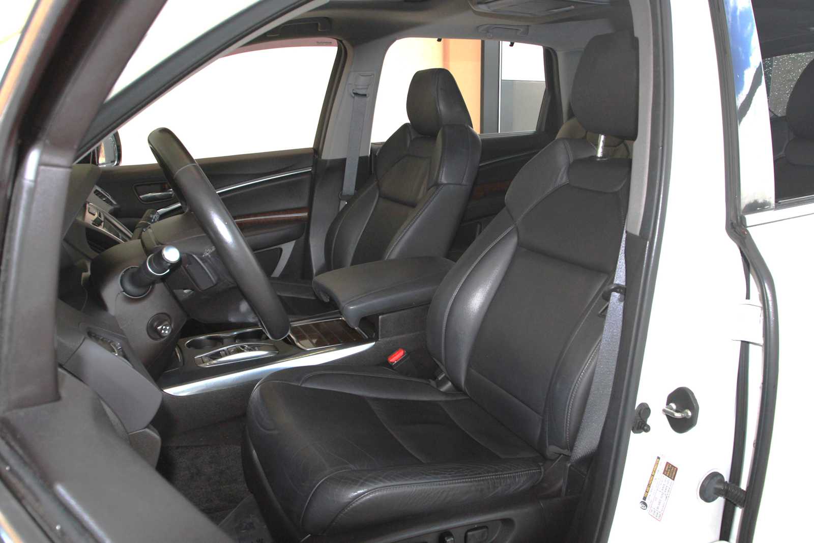 used 2017 Acura MDX car, priced at $19,497