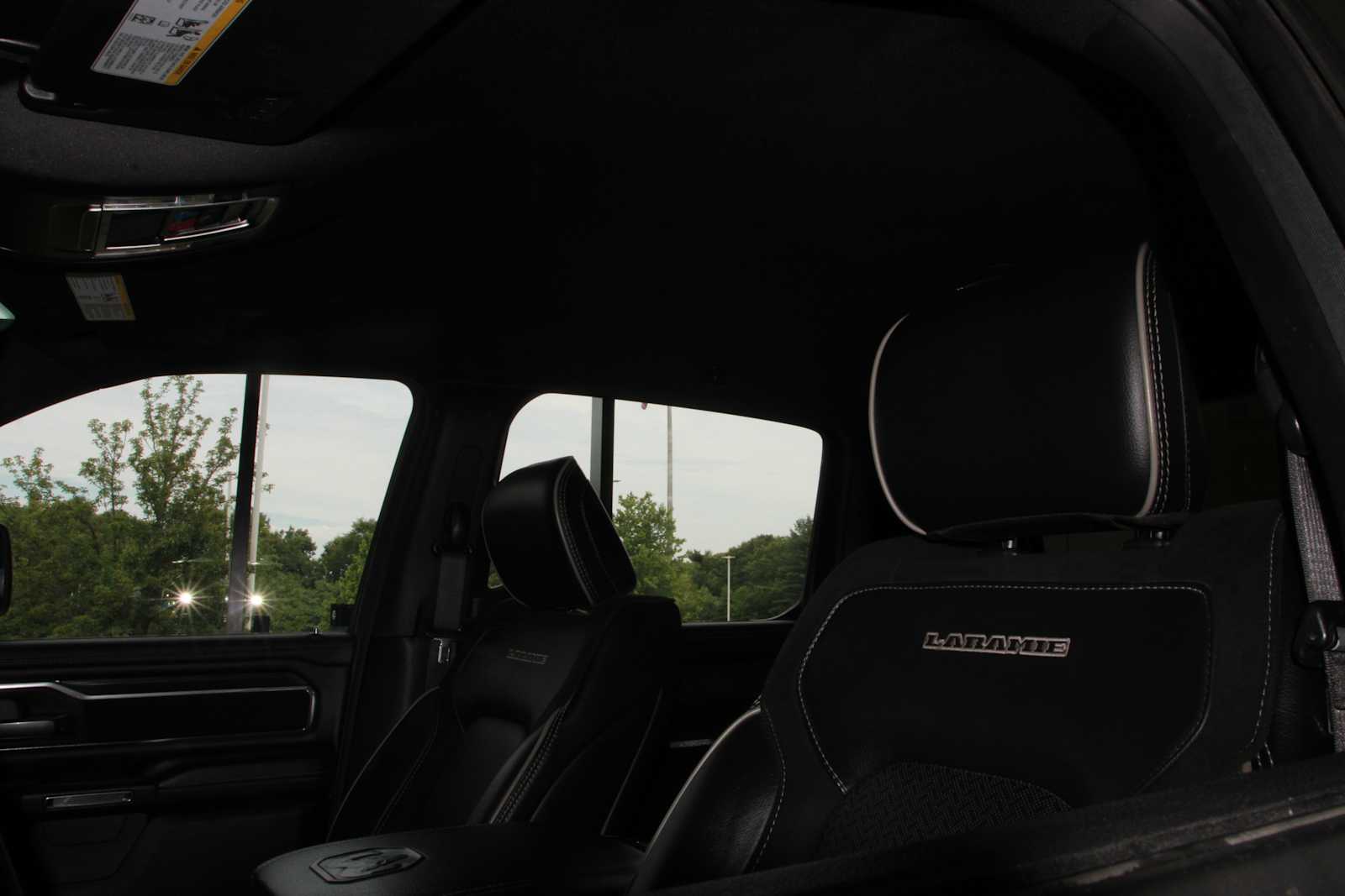 2024 RAM Ram 1500 Pickup Laramie - Photo 30