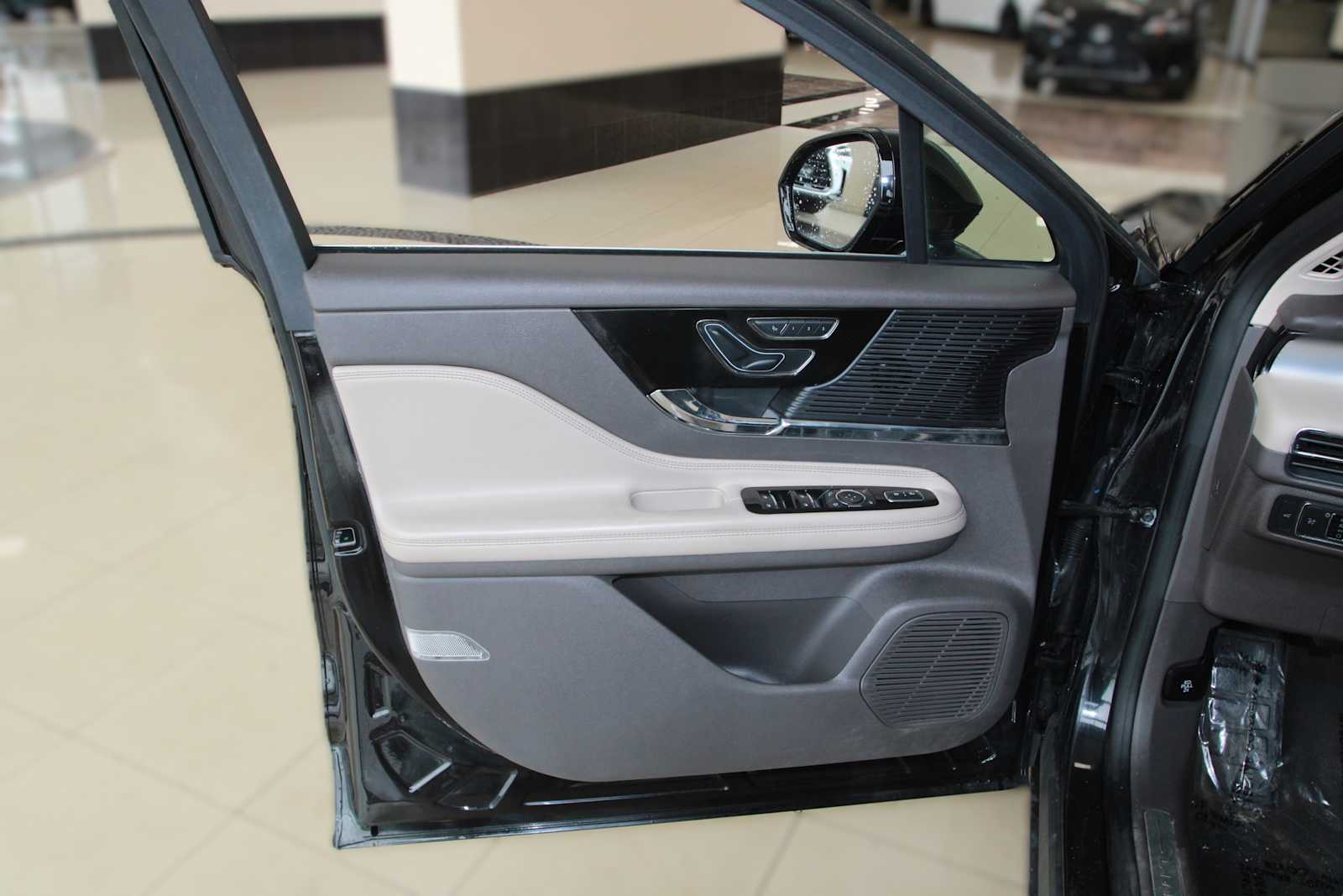 used 2022 Lincoln Corsair car, priced at $21,197