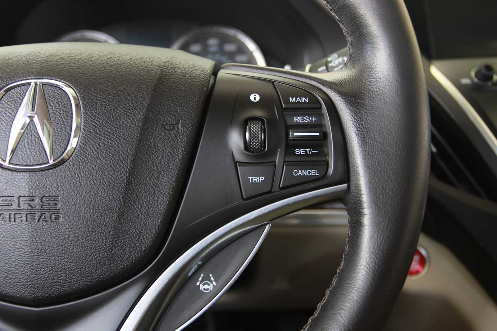 used 2016 Acura MDX car, priced at $16,497