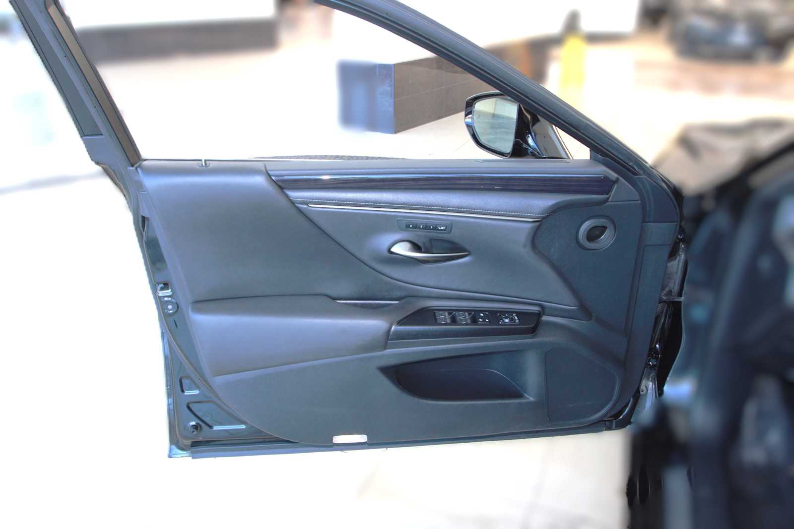 used 2021 Lexus ES 350 car, priced at $35,497