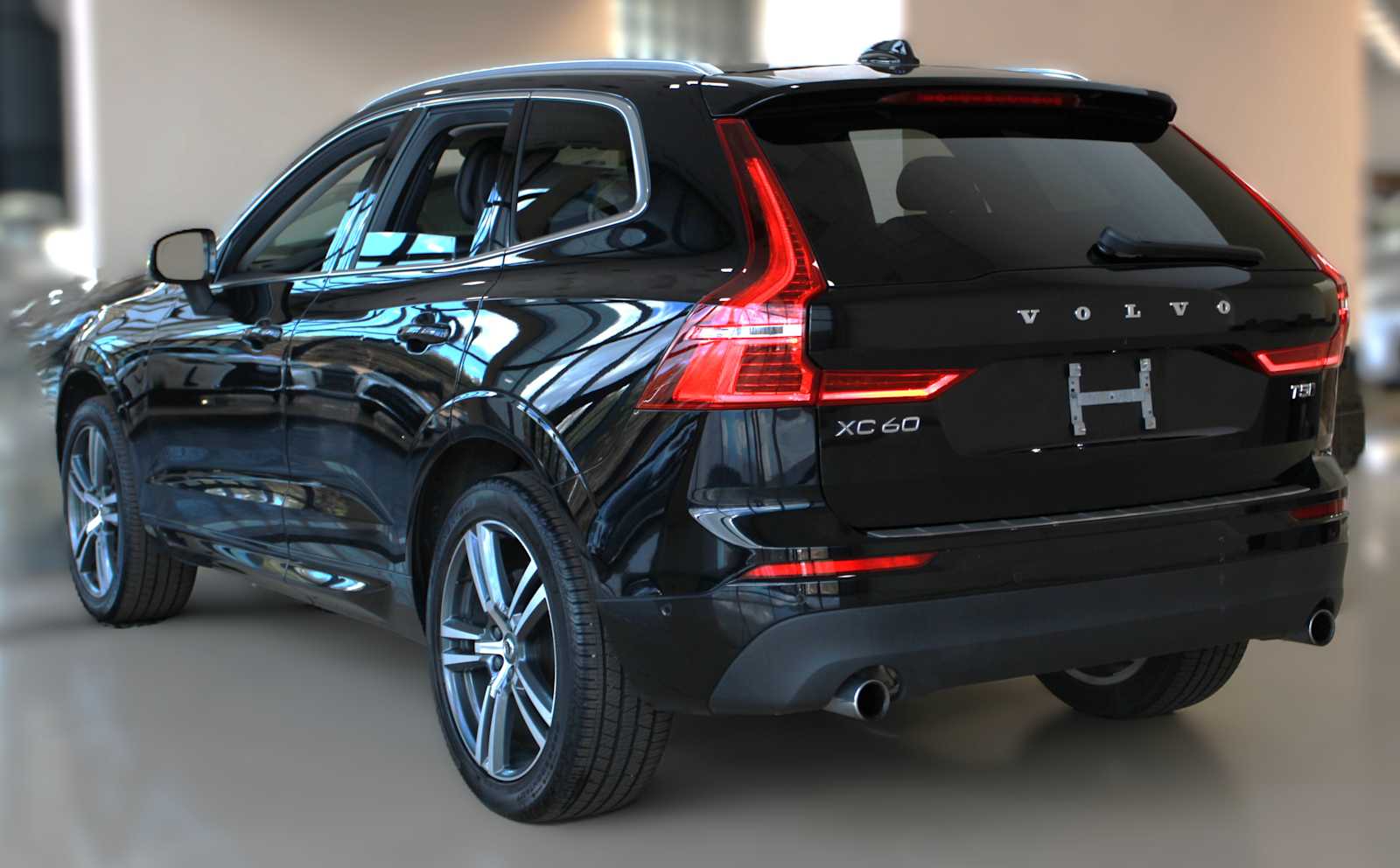 used 2019 Volvo XC60 car, priced at $18,497