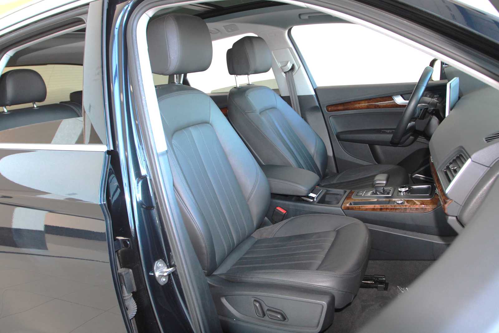 used 2018 Audi Q5 car, priced at $17,497