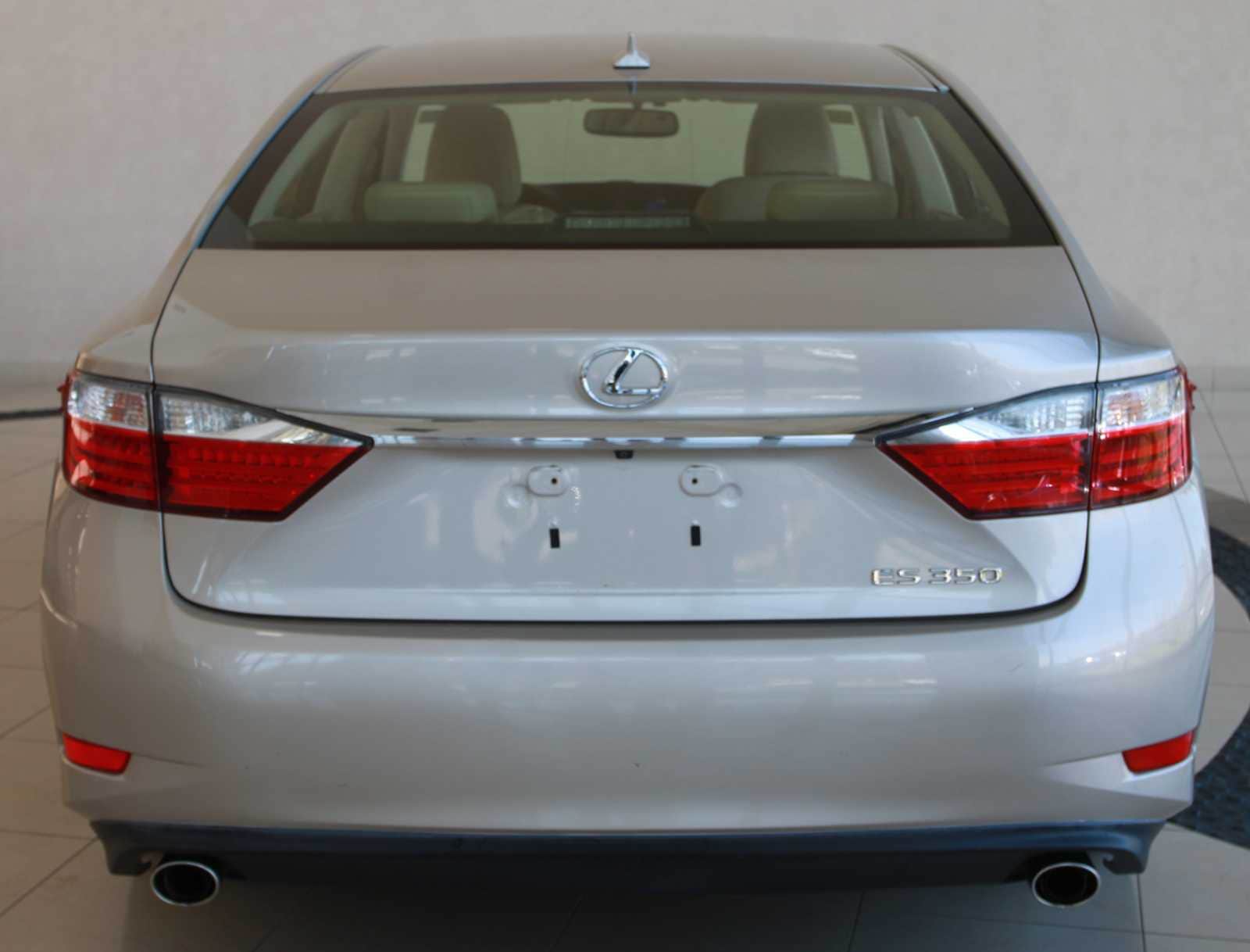 used 2014 Lexus ES 350 car, priced at $17,997