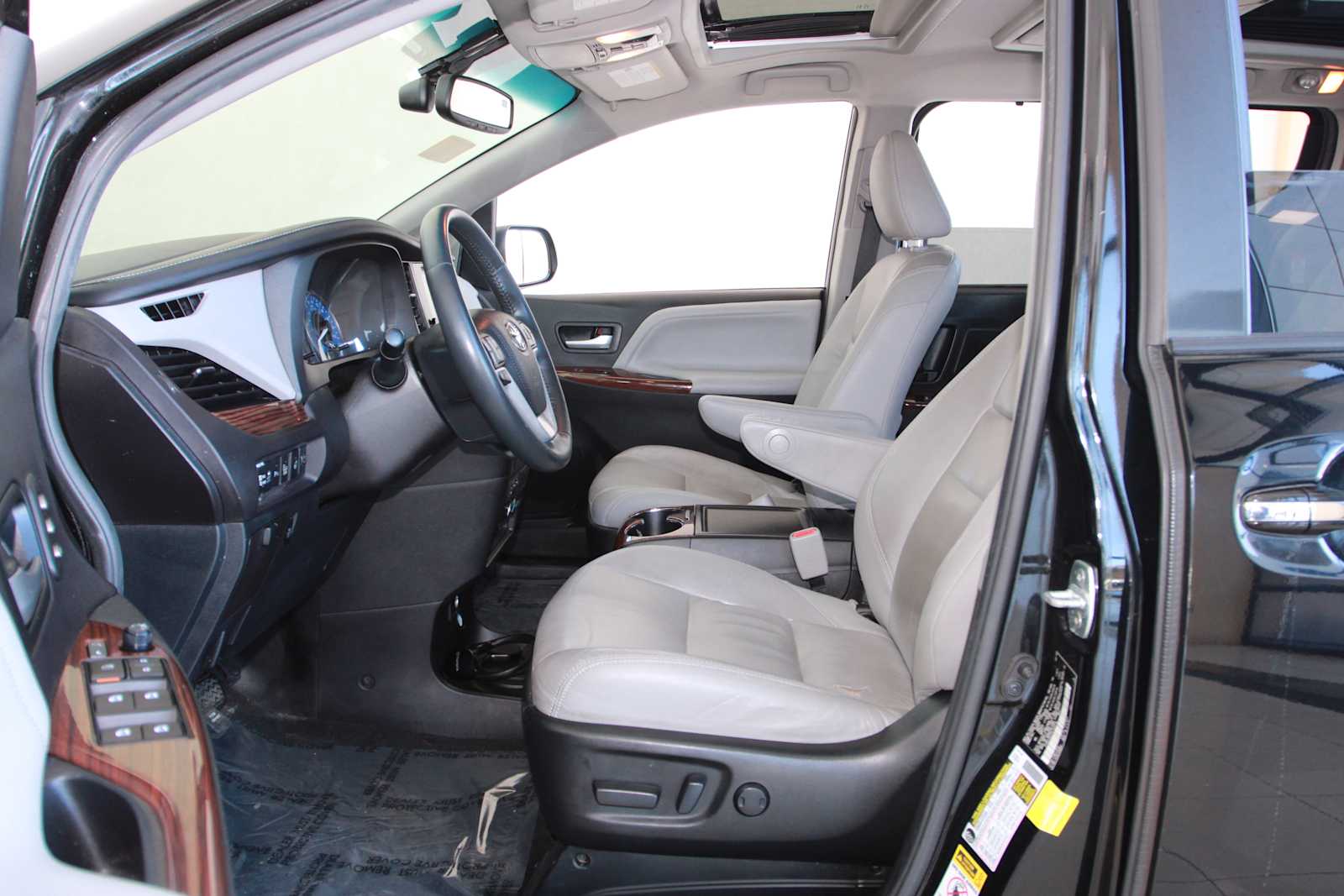 used 2017 Toyota Sienna car, priced at $17,497