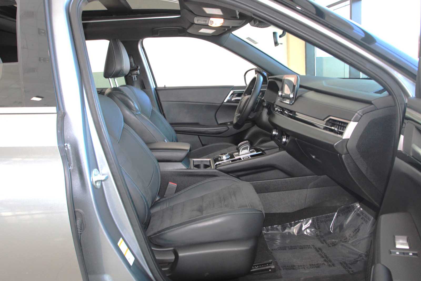 used 2022 Mitsubishi Outlander car, priced at $22,497