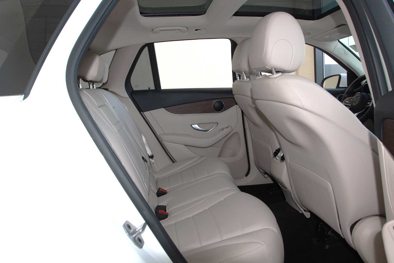 used 2022 Mercedes-Benz GLC 300 car, priced at $33,197