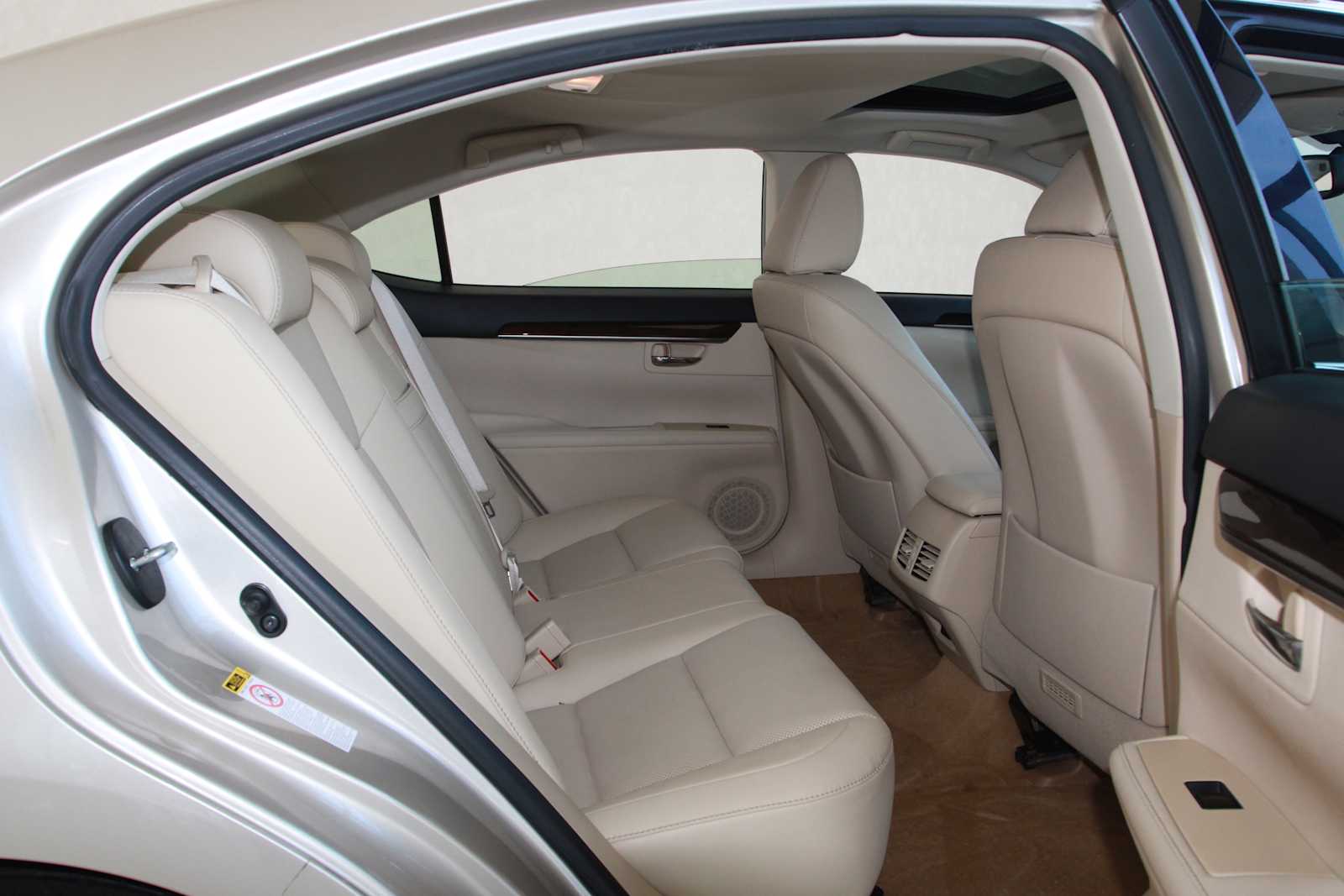 used 2014 Lexus ES 350 car, priced at $17,997