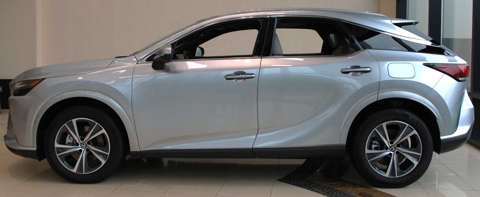 2026 Lexus RX Hybrid 350h - Photo 12