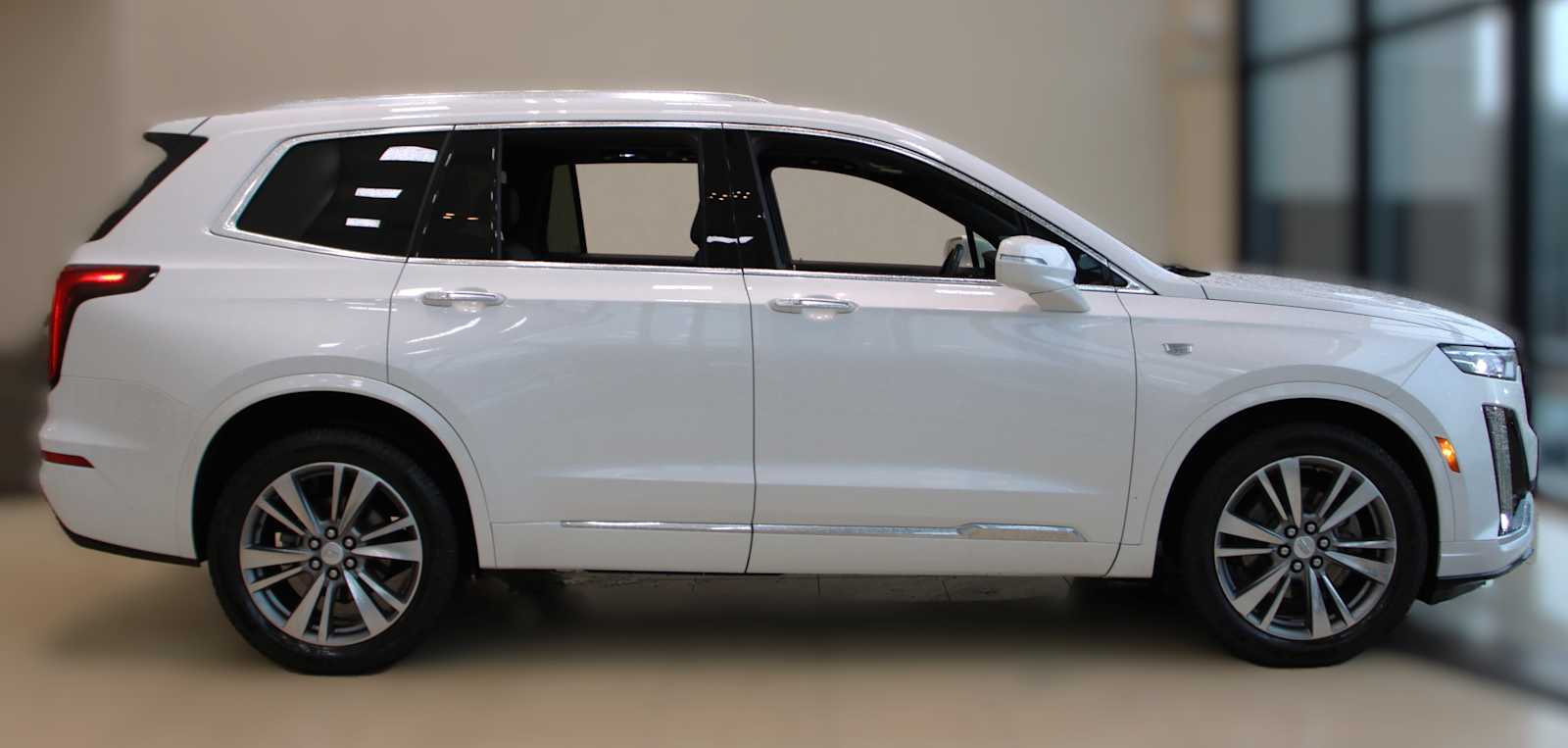 used 2020 Cadillac XT6 car, priced at $22,297