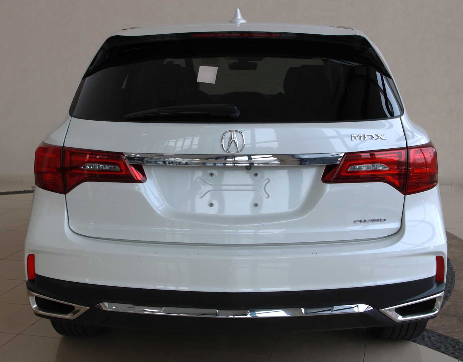 used 2018 Acura MDX car, priced at $23,097