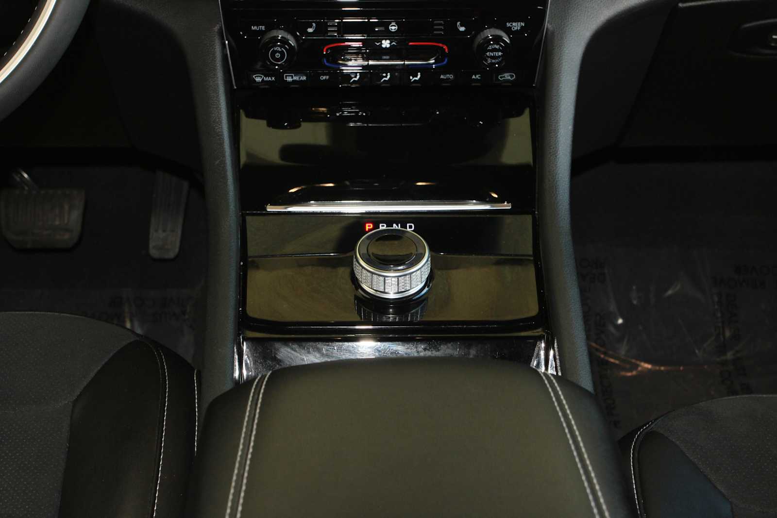 used 2023 Jeep Grand Cherokee car, priced at $30,497