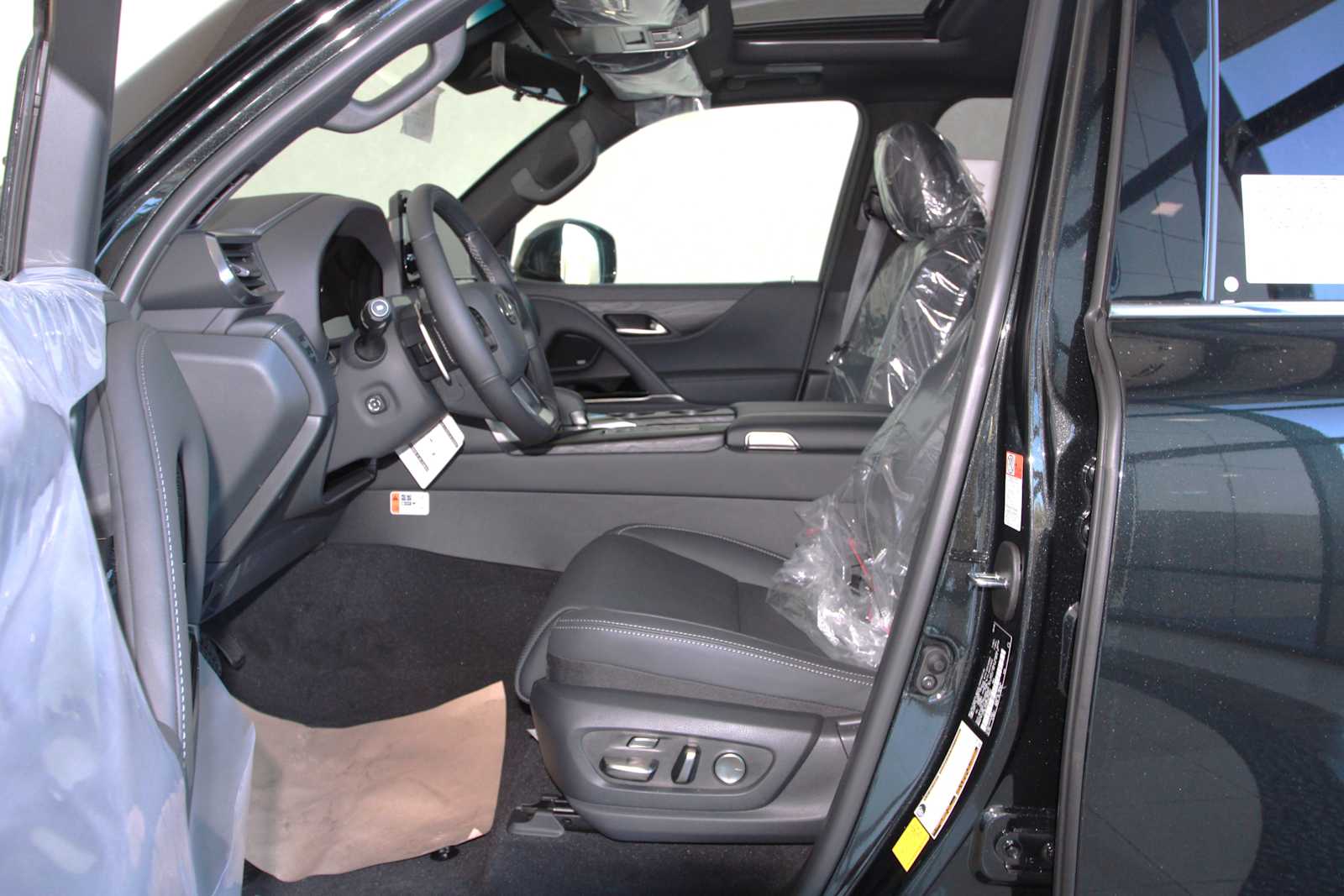 new 2026 Lexus LX 700h car, priced at $122,083