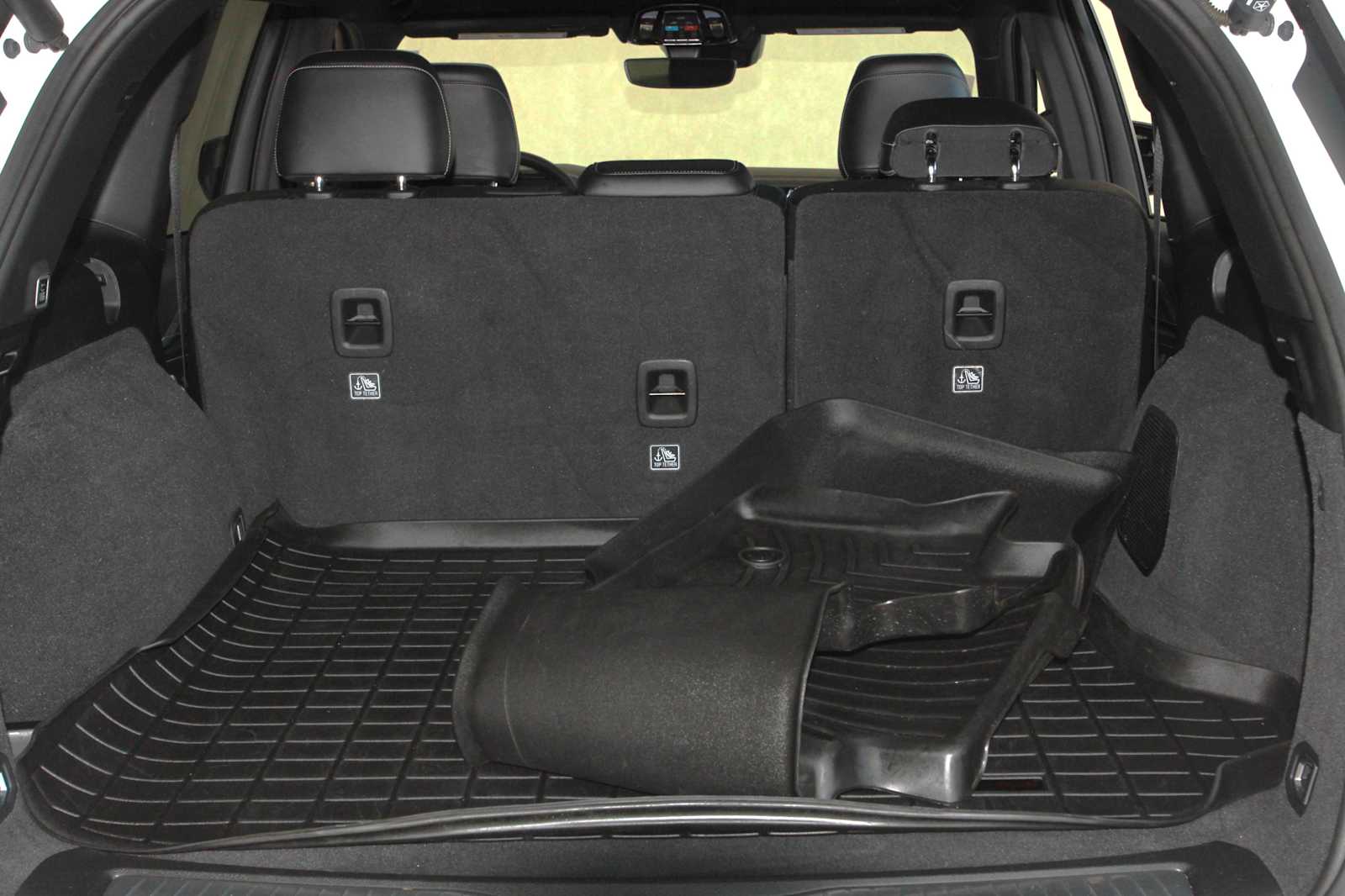 used 2023 Jeep Grand Cherokee car, priced at $36,897