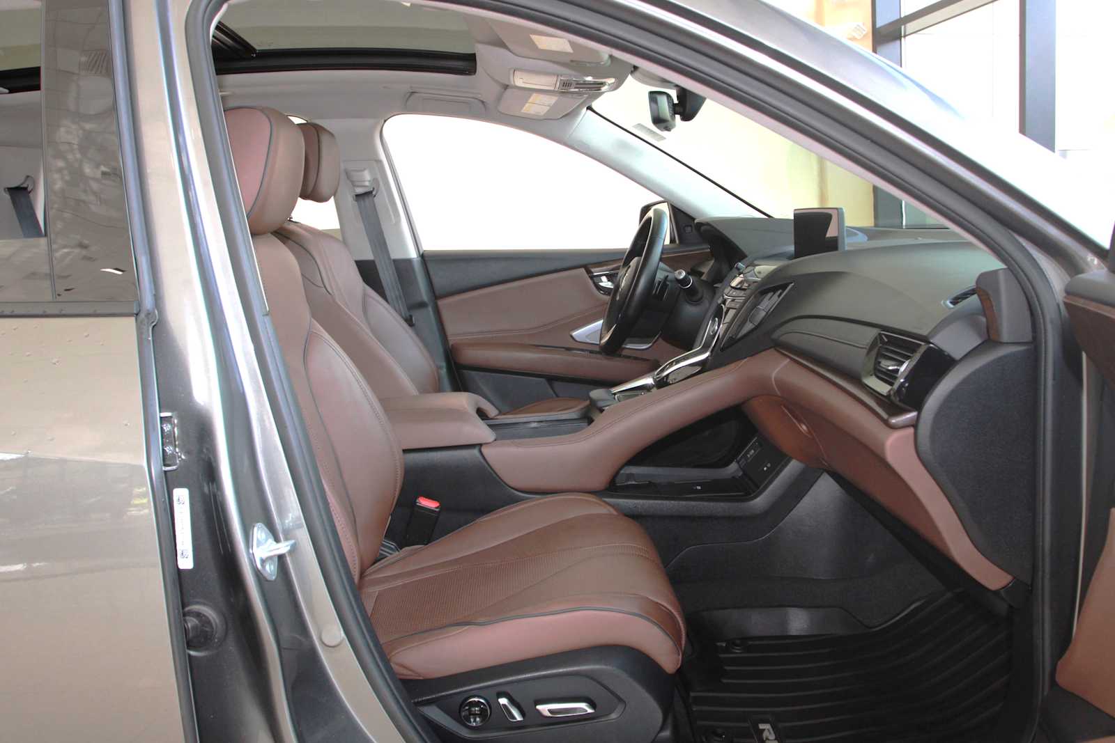 used 2023 Acura RDX car, priced at $36,497