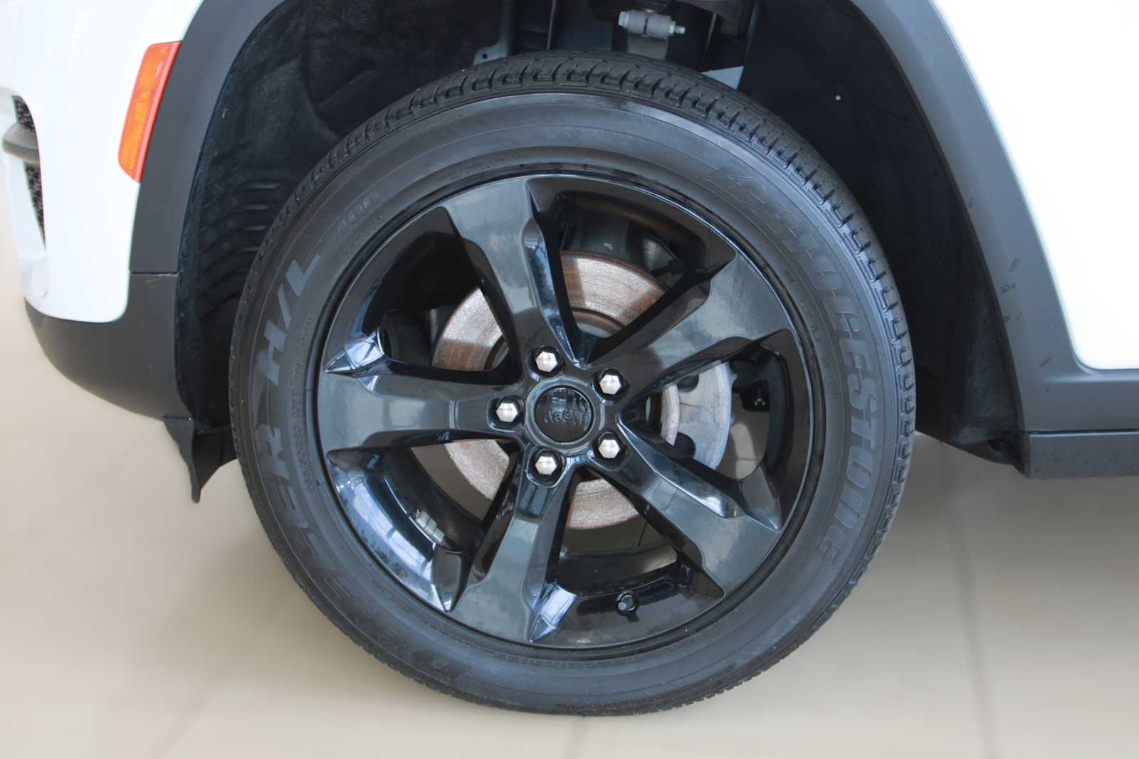 used 2023 Jeep Grand Cherokee car, priced at $30,497