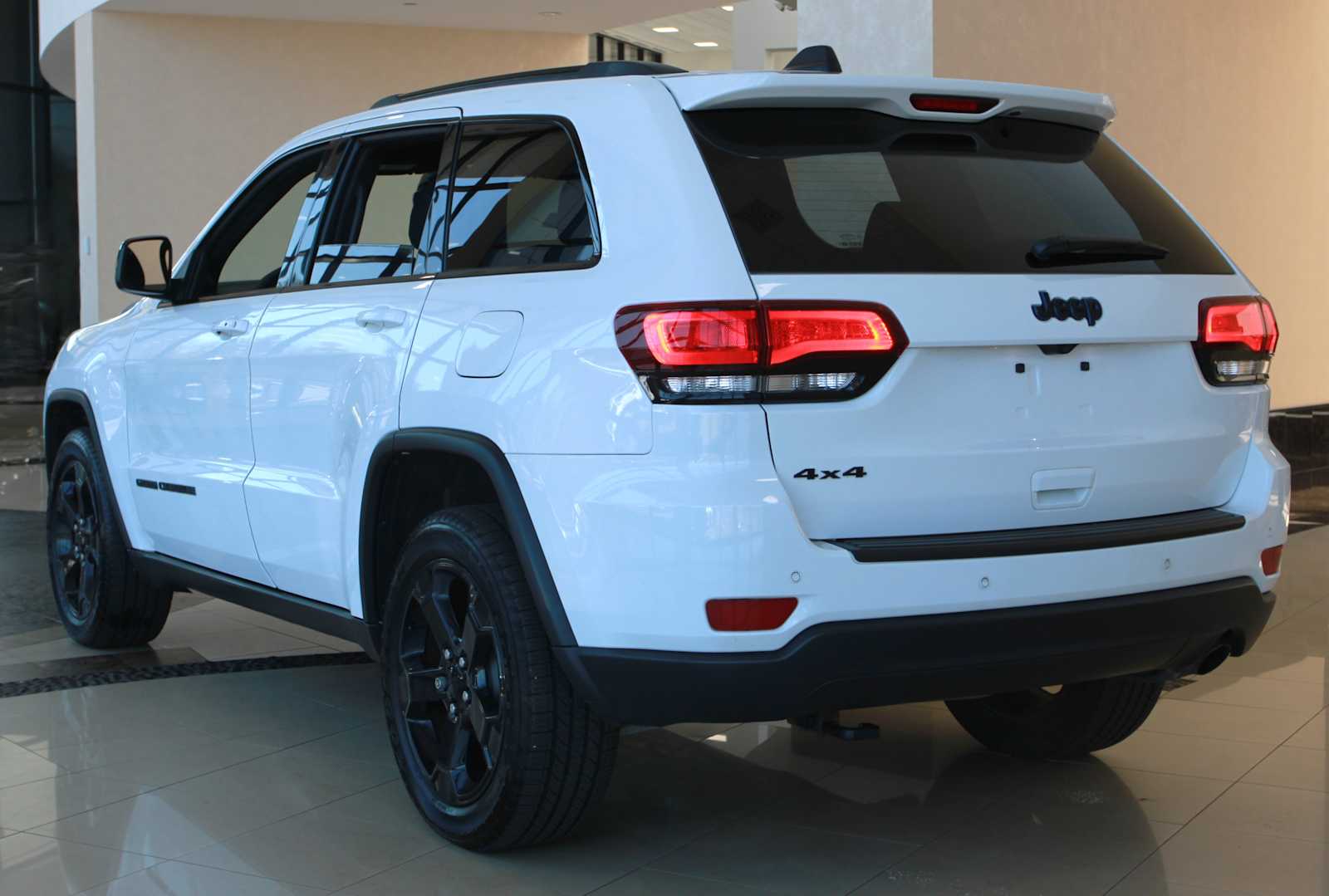 used 2019 Jeep Grand Cherokee car, priced at $19,997