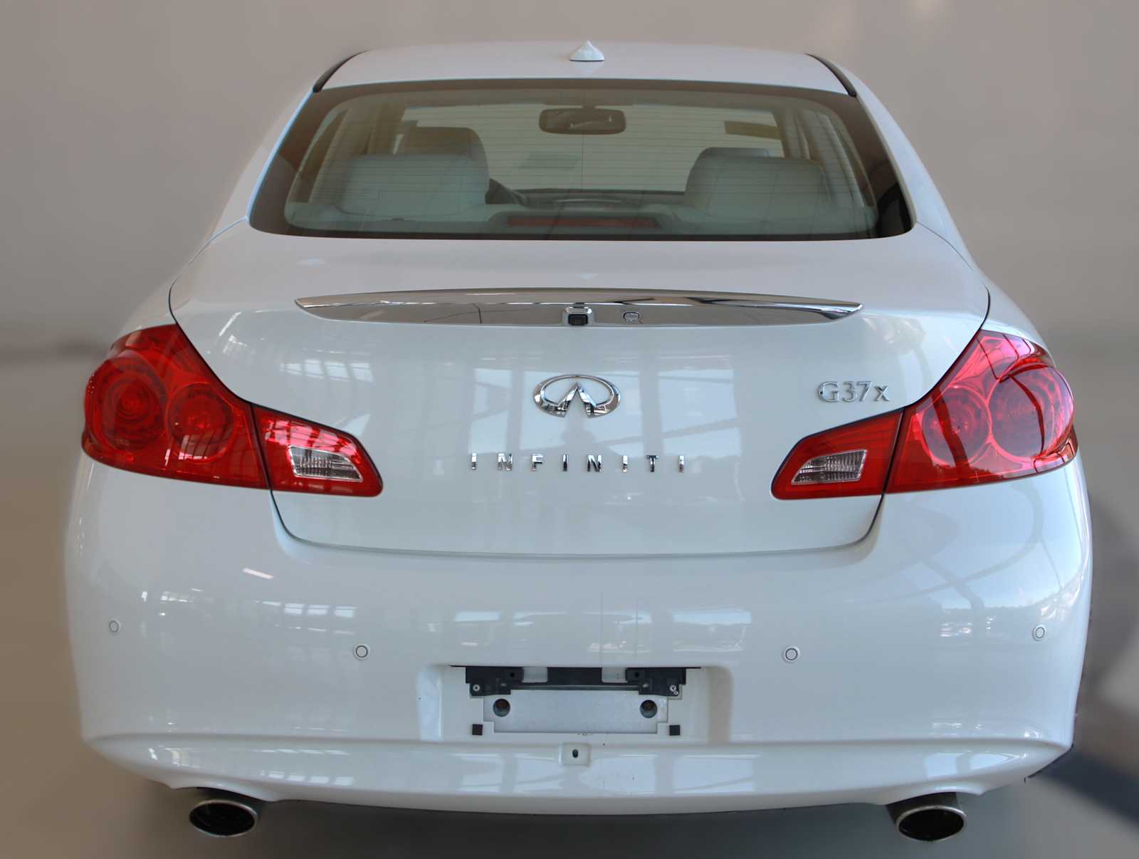 used 2012 INFINITI G37 car, priced at $13,297