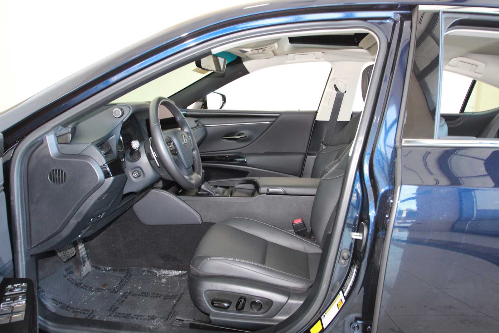 used 2025 Lexus ES 300h car, priced at $44,497