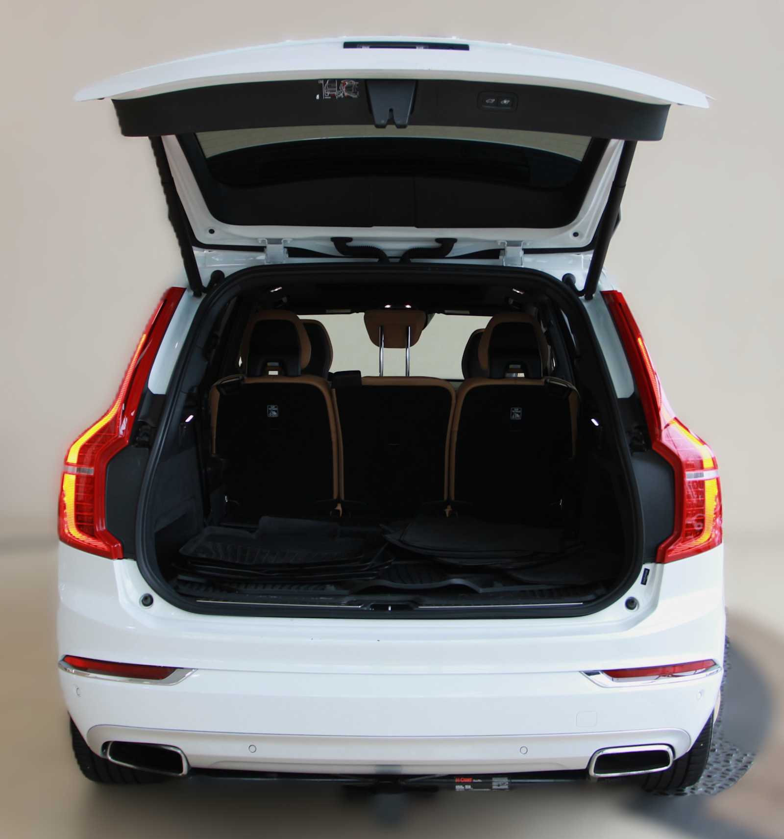 2019 Volvo XC90 Inscription photo 2