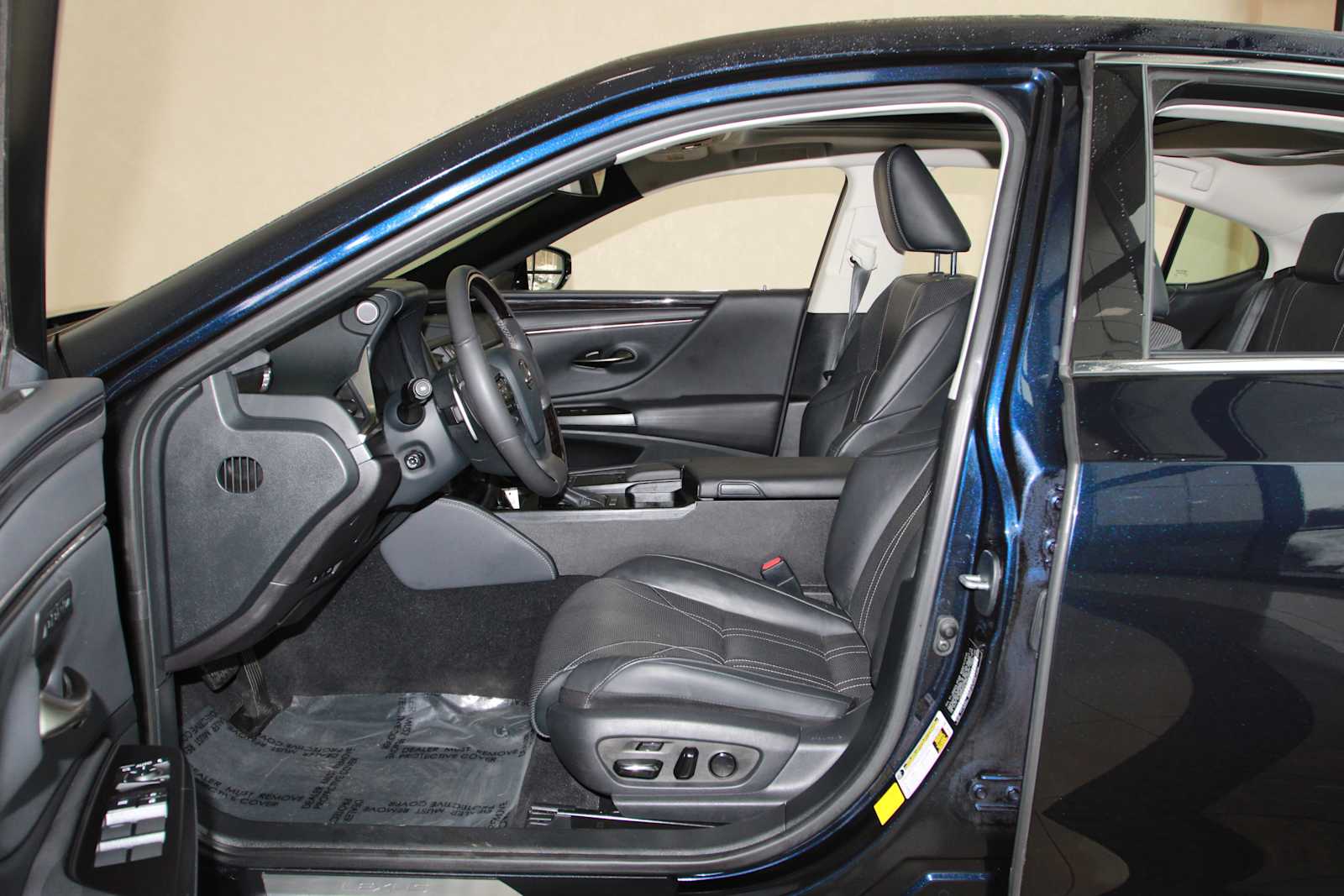 used 2020 Lexus ES 350 car, priced at $35,497