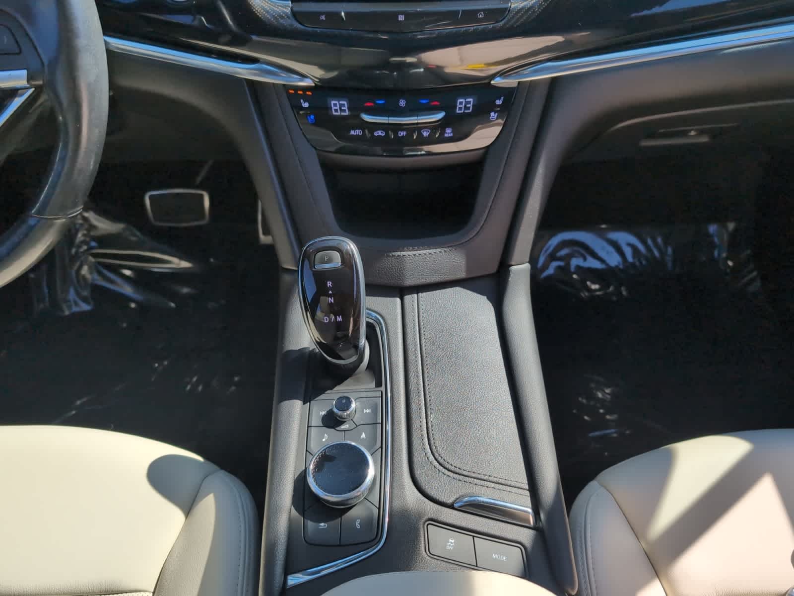 used 2020 Cadillac XT6 car, priced at $26,298