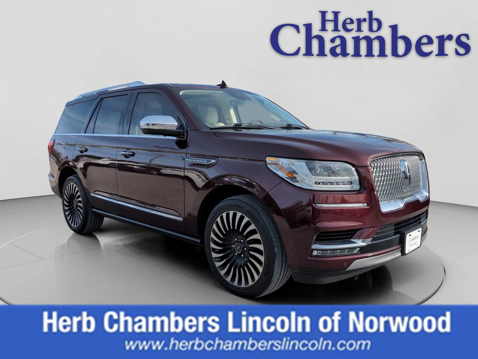 2021 Lincoln Navigator Black Label's photo