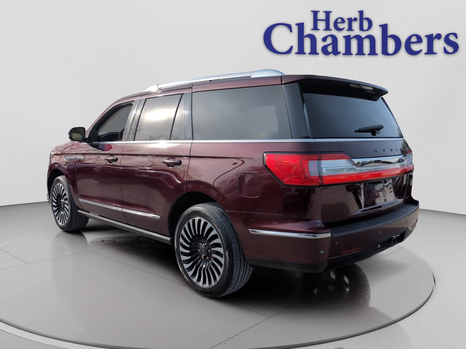 used 2021 Lincoln Navigator car, priced at $48,998