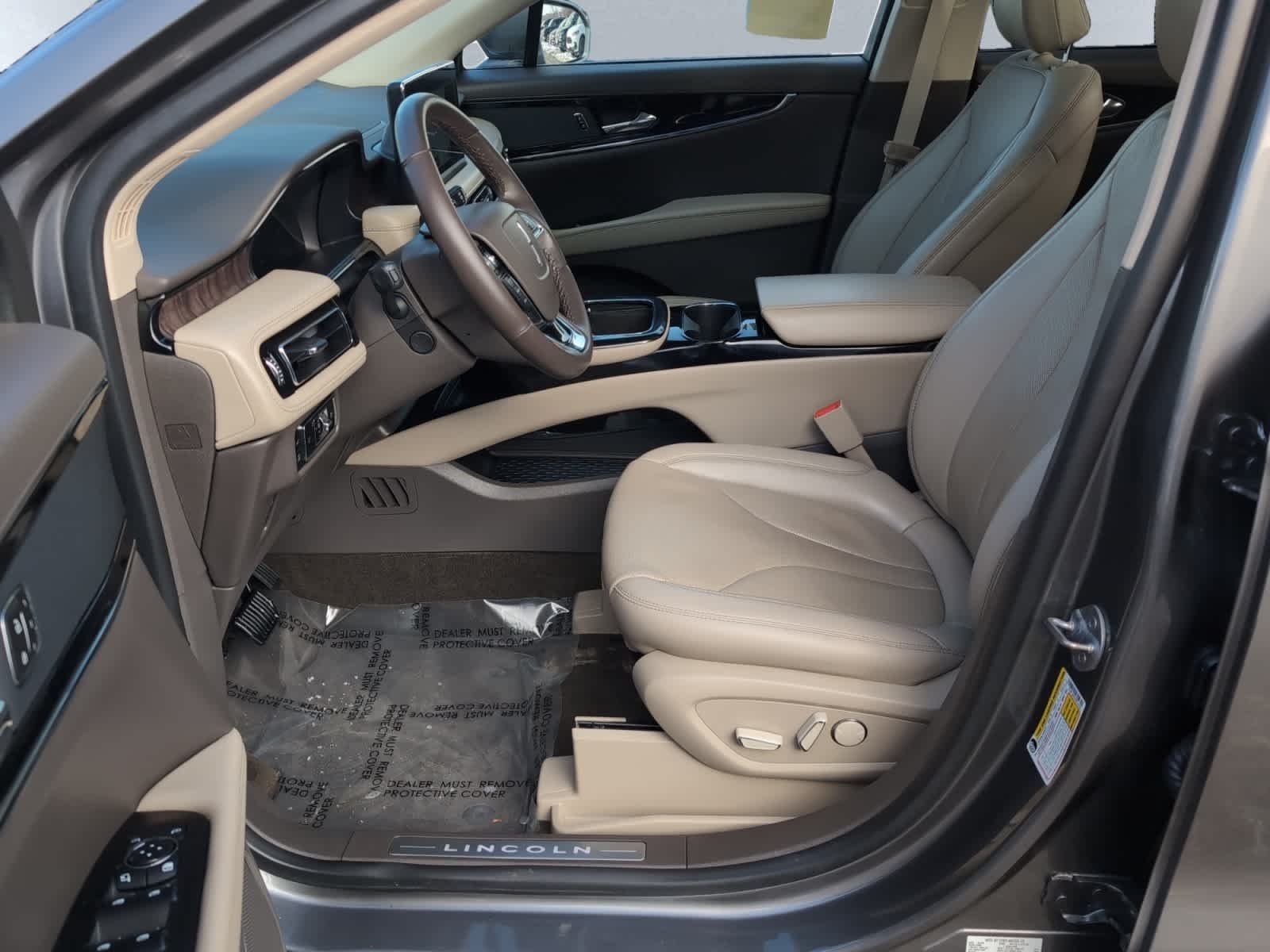 used 2023 Lincoln Nautilus car, priced at $32,998