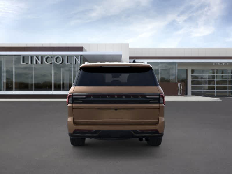 new 2026 Lincoln Navigator car, priced at $124,665