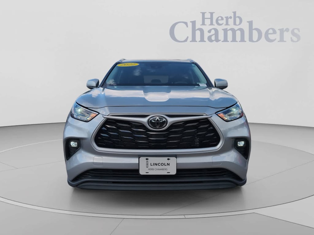 Used 2022 Toyota Highlander XLE SUV