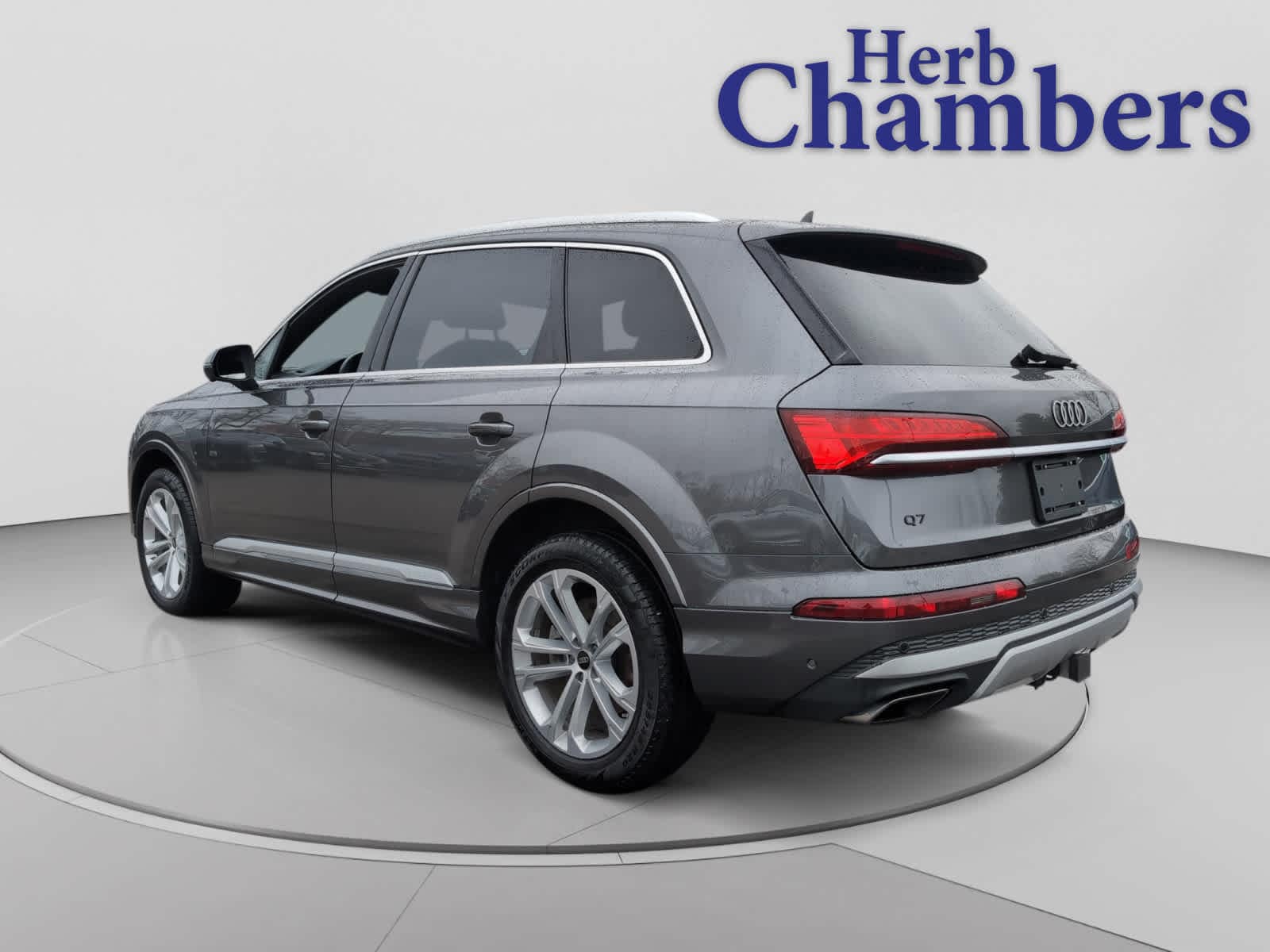 used 2025 Audi Q7 car, priced at $51,498