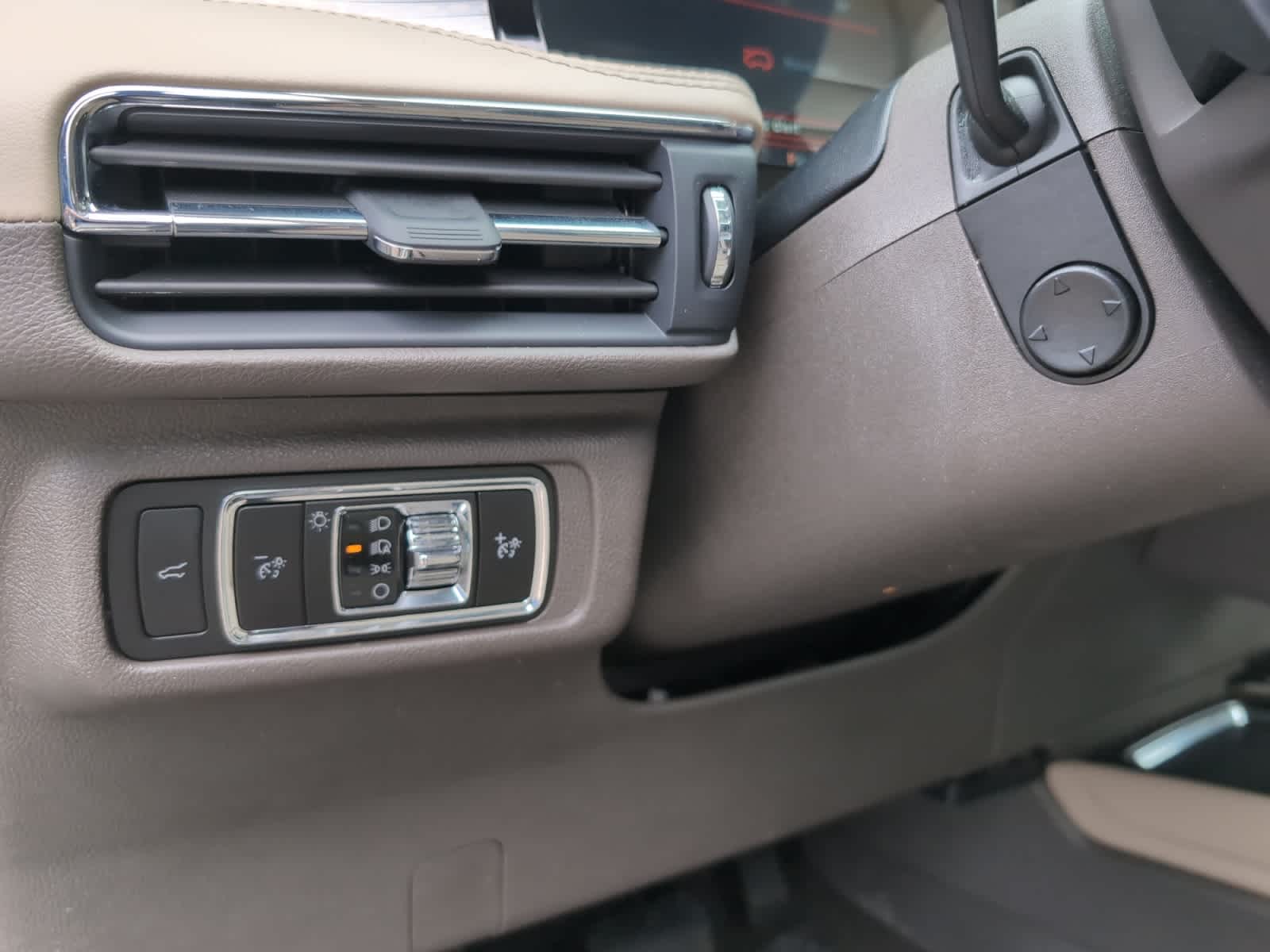 used 2023 Lincoln Corsair car, priced at $30,498